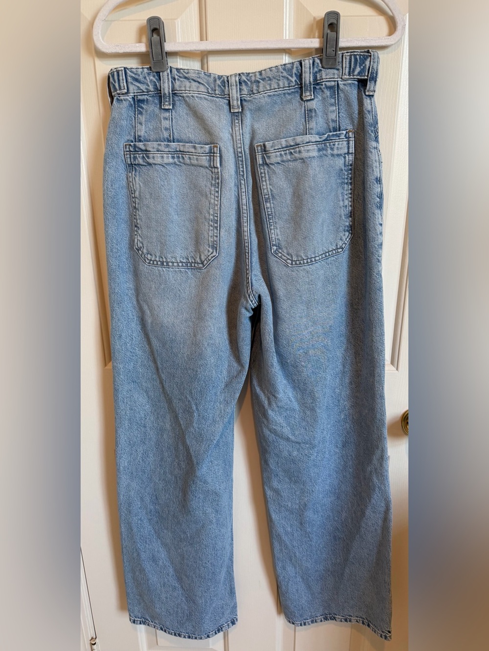 We The Free Palmer Baggy Denim. Very GUC Size 28 Lighter Blue 100% Cotton - Picture 3 of 7